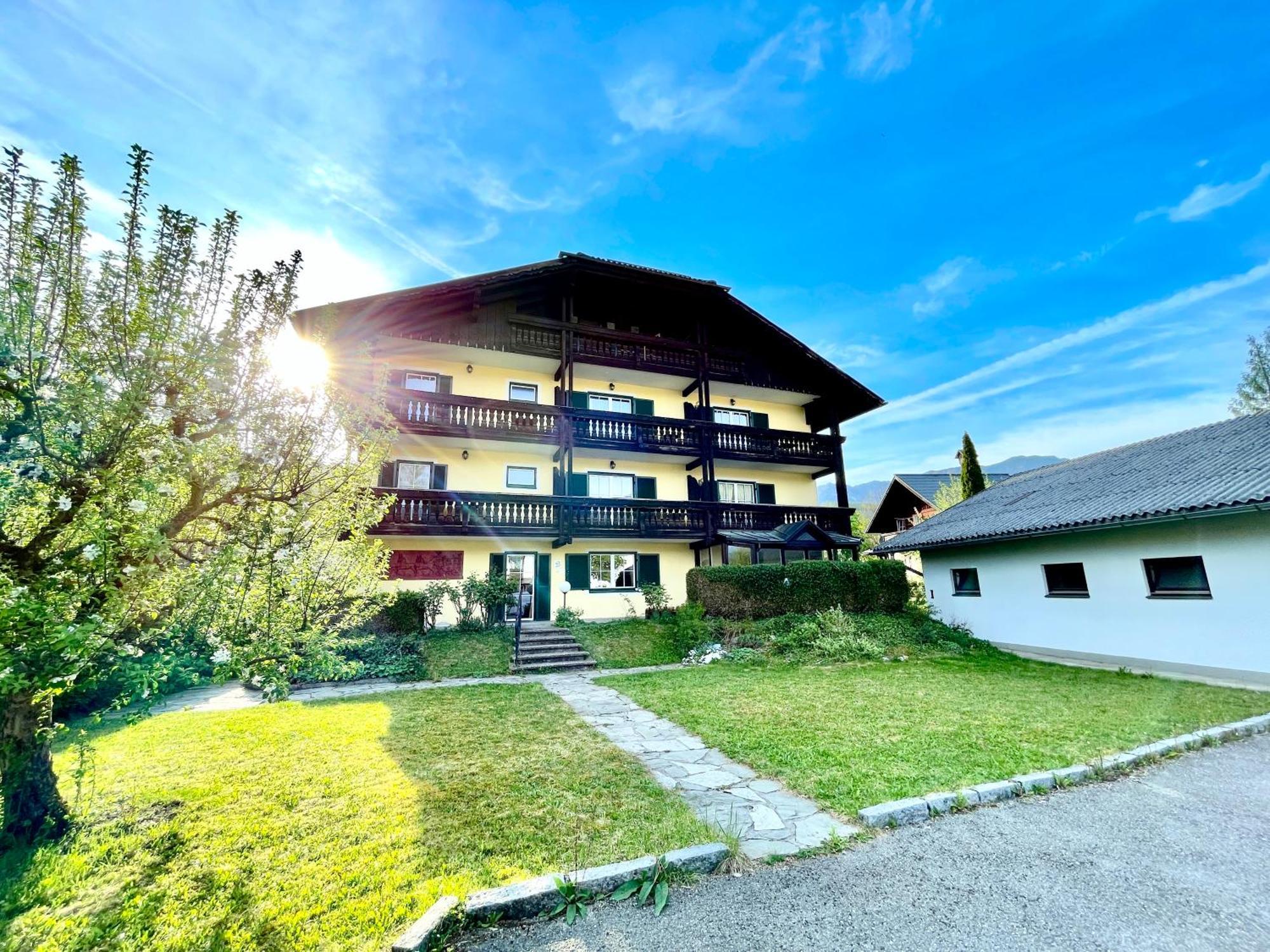 Whats-App Self-Check-In - Villa Maria Theresia Bad Goisern Exterior photo