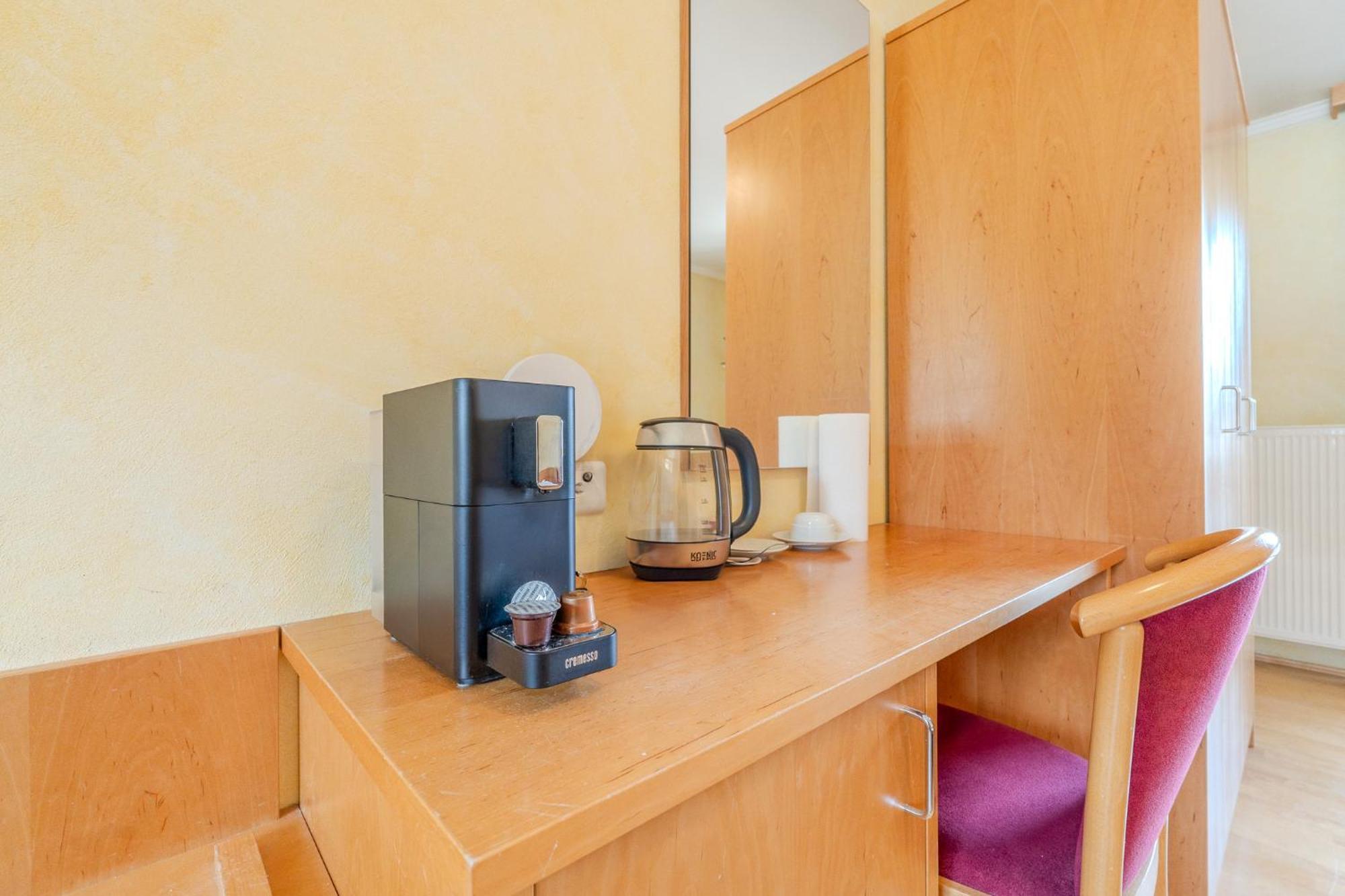Whats-App Self-Check-In - Villa Maria Theresia Bad Goisern Room photo